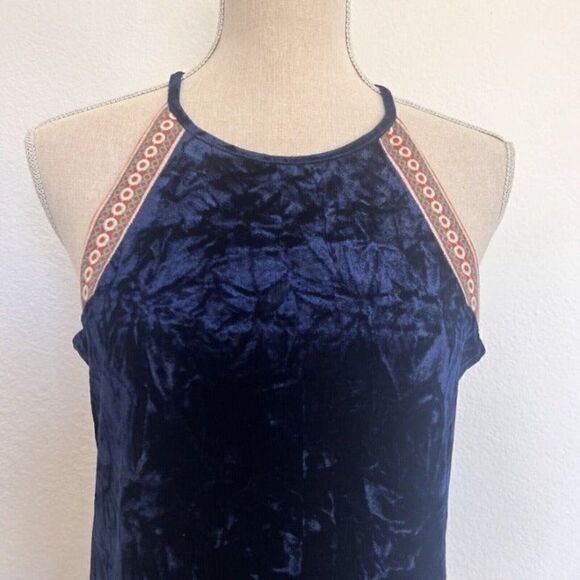 THML Anthropologie Womens Sleeveless Blue Crushed Velvet Embroidered Trim Top SM - Picture 6 of 10
